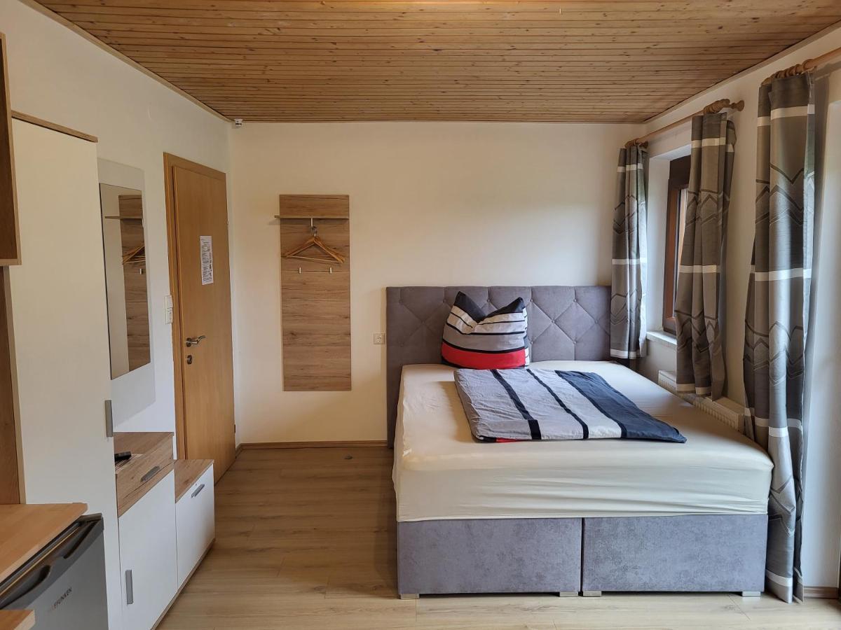 Landhaus Dersch タールガウ 部屋 写真